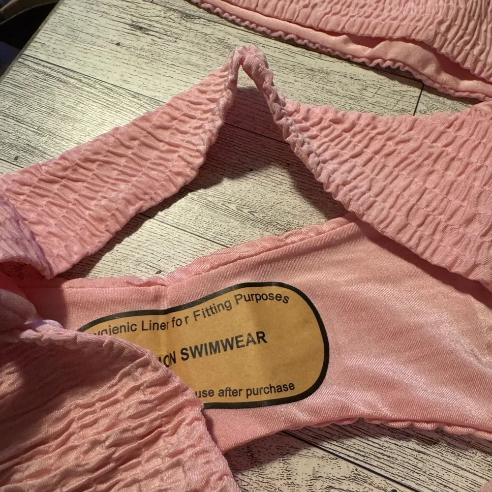 Light Pink Summer Beach Smocked Textured Cheeky Women's Bikini Set Large - Picture 3 of 3